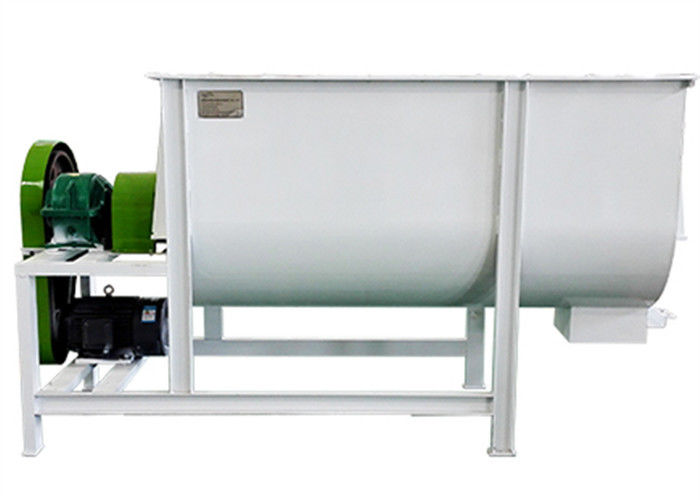 Horizontal Livestock Feed Mixer Machine Single Shaft Ribbon Type For Farm